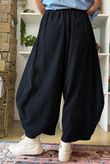 Bateau Needlecord 7/8 Barrel Culotte Pant Black